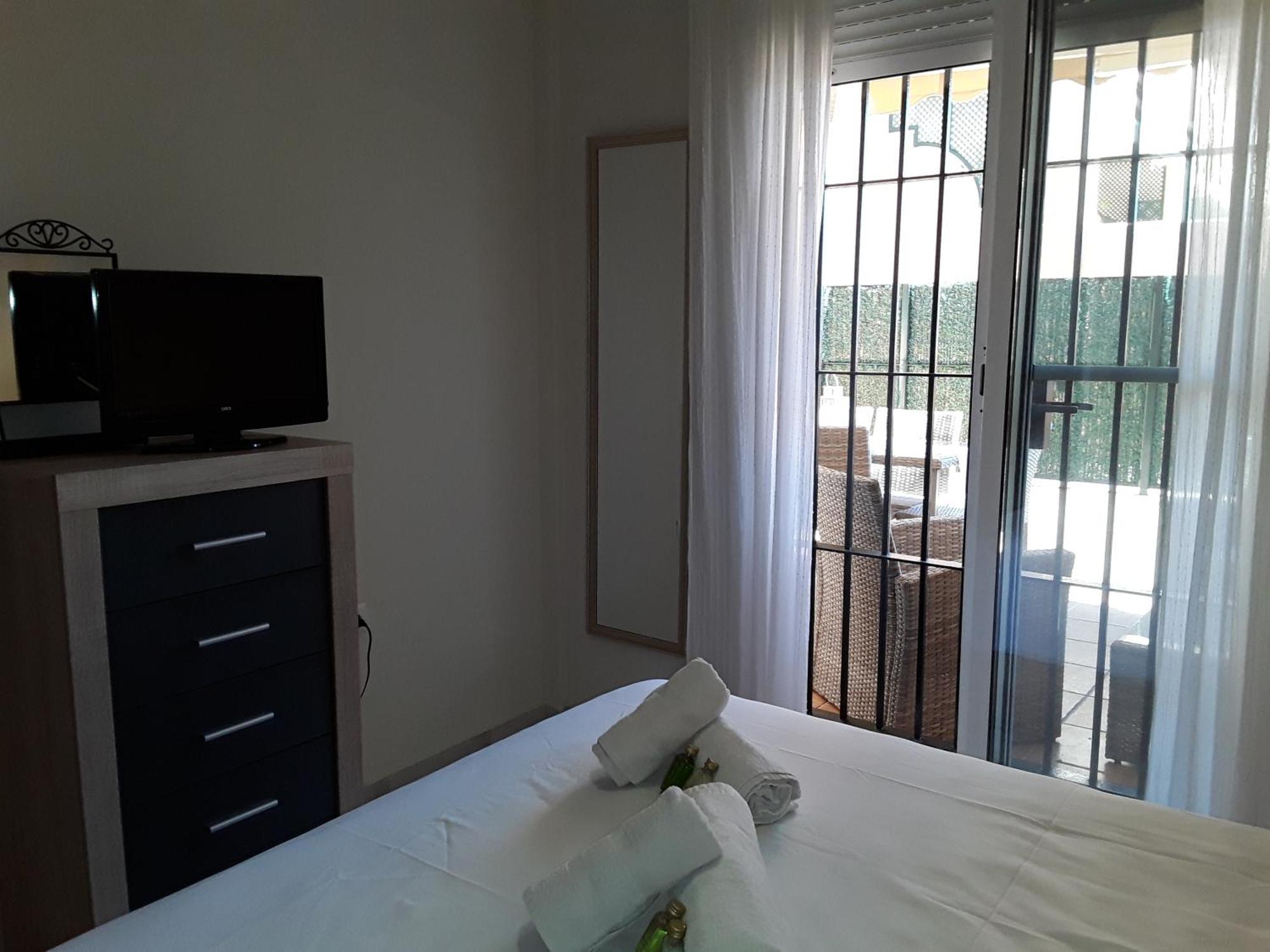 Whydhand Resorts Apartments ,Pools And Lovely Terrace Fuengirola Exterior photo