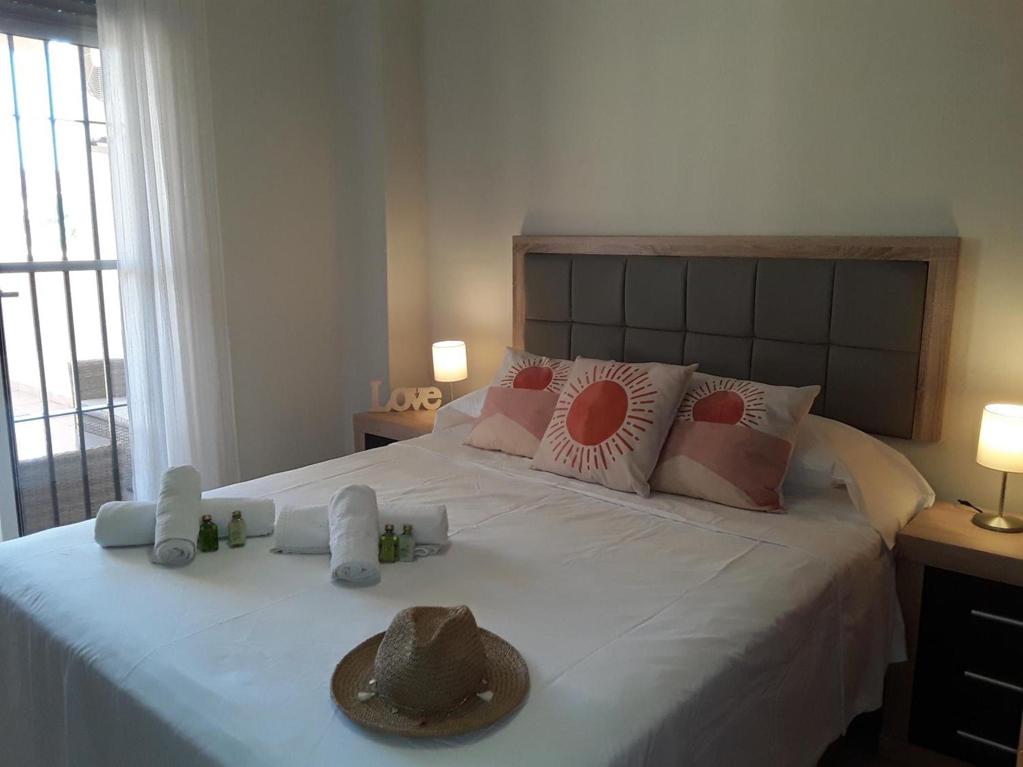 Whydhand Resorts Apartments ,Pools And Lovely Terrace Fuengirola Exterior photo